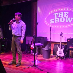 피드에 업로드 된 이미지