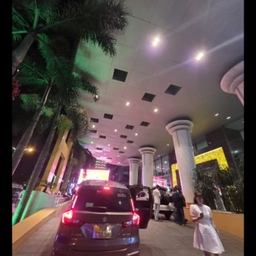 피드에 업로드 된 이미지