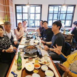 피드에 업로드 된 이미지