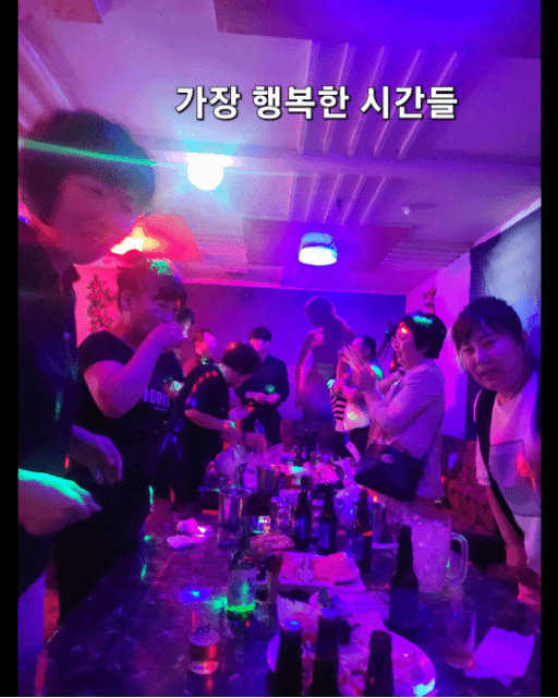 ํผ๋์ ์
๋ก๋ ๋ ์ด๋ฏธ์ง