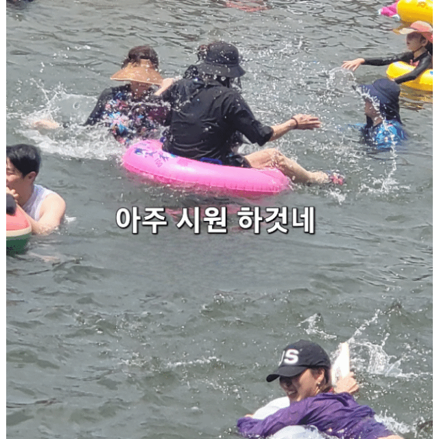 ํผ๋์ ์
๋ก๋ ๋ ์ด๋ฏธ์ง