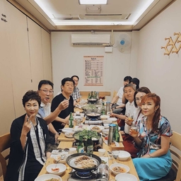 피드에 업로드 된 이미지