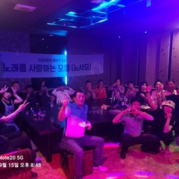 ํผ๋์ ์
๋ก๋ ๋ ์ด๋ฏธ์ง