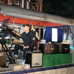 ํผ๋์ ์
๋ก๋ ๋ ์ด๋ฏธ์ง