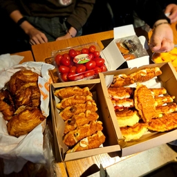 피드에 업로드 된 이미지