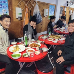 피드에 업로드 된 이미지