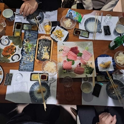 피드에 업로드 된 이미지