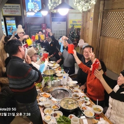 ํผ๋์ ์
๋ก๋ ๋ ์ด๋ฏธ์ง