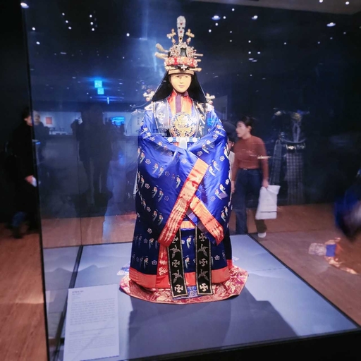 ํผ๋ ์ด๋ฏธ์ง