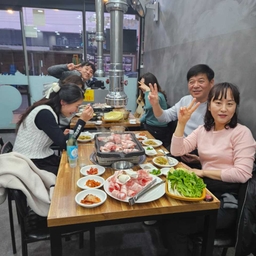 피드에 업로드 된 이미지