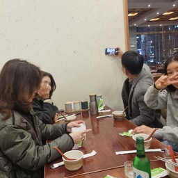 피드에 업로드 된 이미지