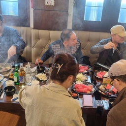 피드에 업로드 된 이미지