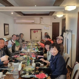 피드에 업로드 된 이미지