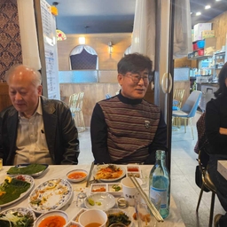 피드에 업로드 된 이미지