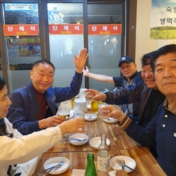 피드에 업로드 된 이미지