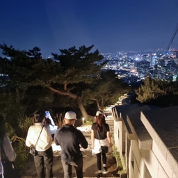 피드에 업로드 된 이미지