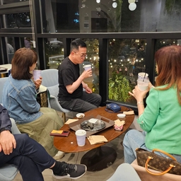 피드에 업로드 된 이미지