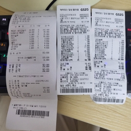 피드에 업로드 된 이미지