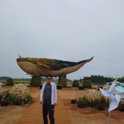 피드에 업로드 된 이미지