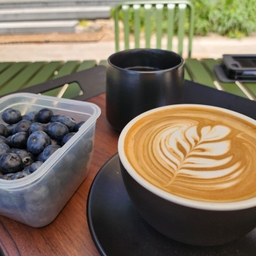 피드에 업로드 된 이미지