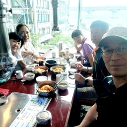 피드에 업로드 된 이미지