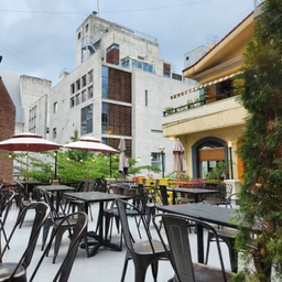 피드에 업로드 된 이미지