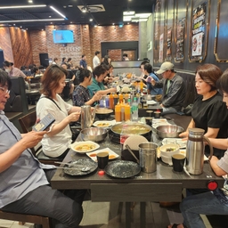 피드에 업로드 된 이미지