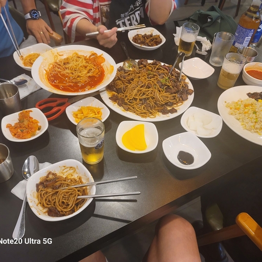 피드 이미지