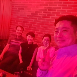 피드에 업로드 된 이미지
