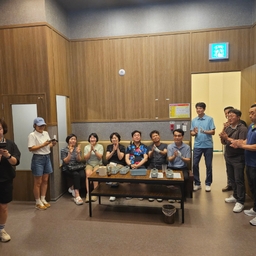 피드에 업로드 된 이미지