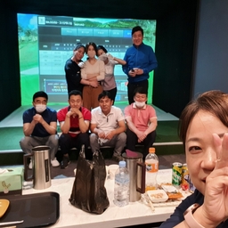 피드에 업로드 된 이미지