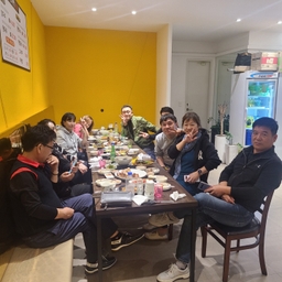 피드에 업로드 된 이미지