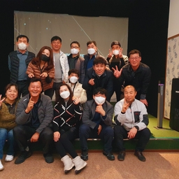 피드에 업로드 된 이미지