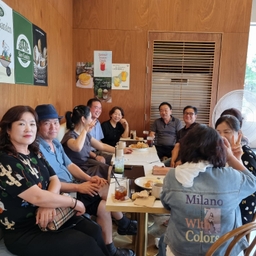 피드에 업로드 된 이미지