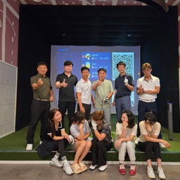피드에 업로드 된 이미지
