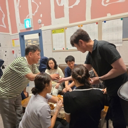 피드에 업로드 된 이미지