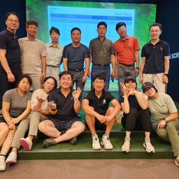 피드에 업로드 된 이미지