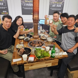 피드에 업로드 된 이미지