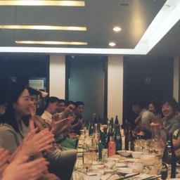 피드에 업로드 된 이미지