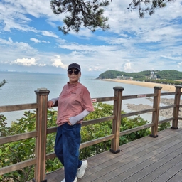 피드에 업로드 된 이미지