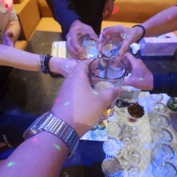 피드에 업로드 된 이미지