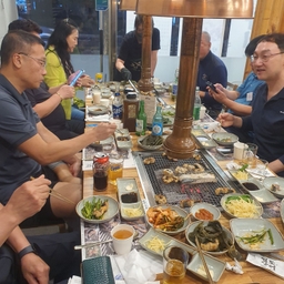 피드에 업로드 된 이미지