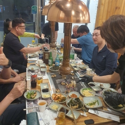 피드에 업로드 된 이미지