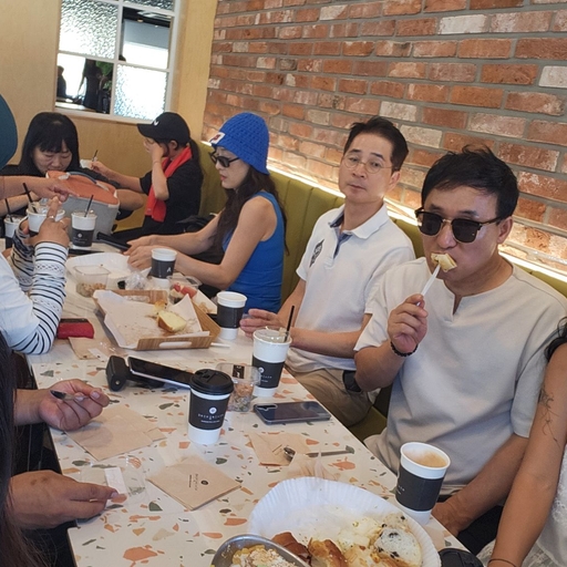 피드 이미지