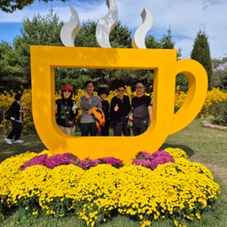 피드에 업로드 된 이미지