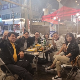 피드에 업로드 된 이미지
