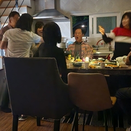 피드에 업로드 된 이미지