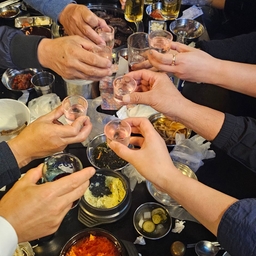 피드에 업로드 된 이미지