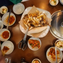 피드에 업로드 된 이미지
