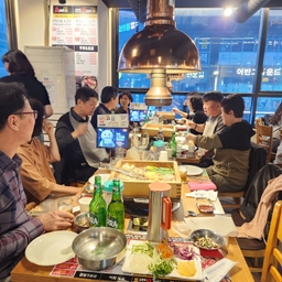 피드에 업로드 된 이미지